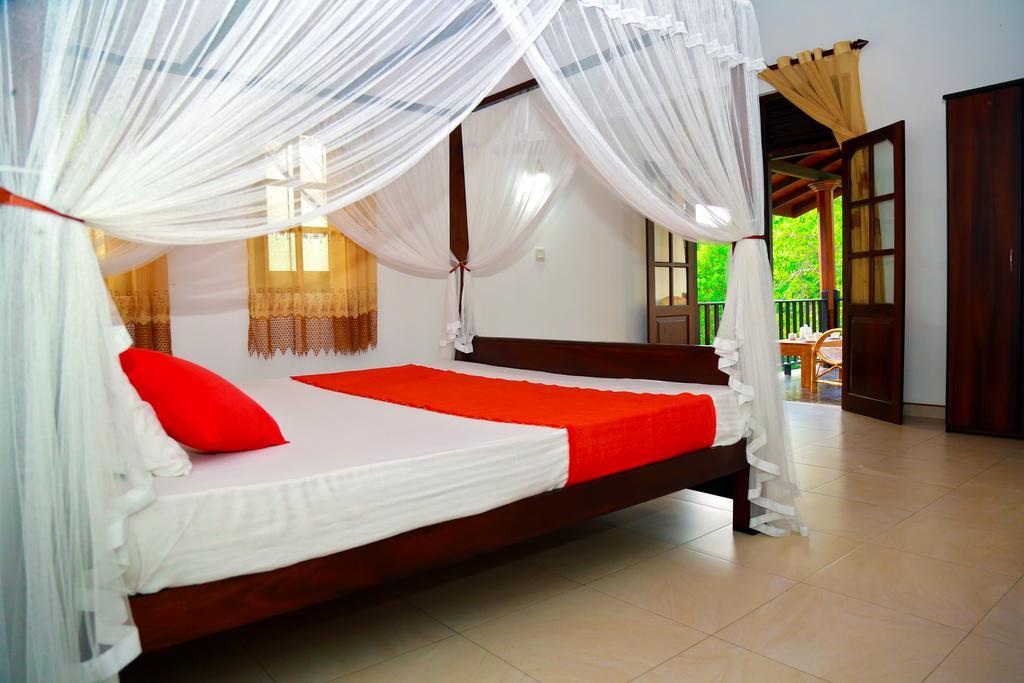 4 S Villa Tangalle Exterior foto